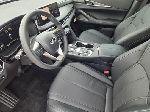 Radiant White 2026 INFINITI QX60 PURE