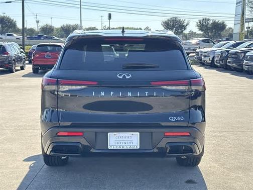 2025 INFINITI QX60 LUXE