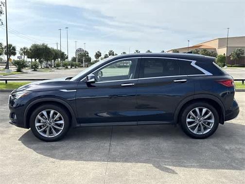 2022 INFINITI QX50 ESSENTIAL