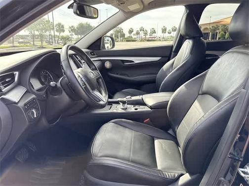 2022 INFINITI QX50 ESSENTIAL