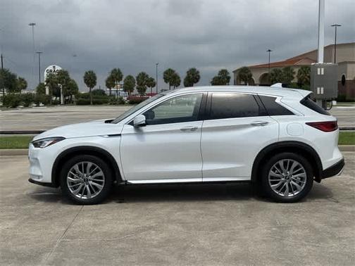 2024 INFINITI QX50 LUXE