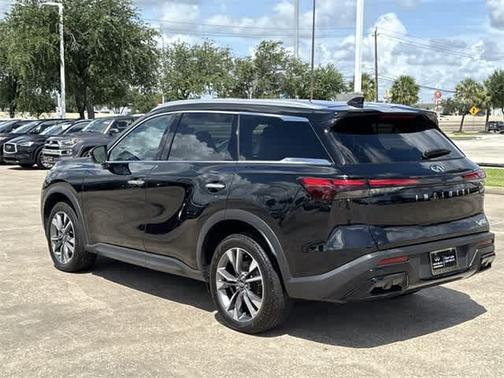 2024 INFINITI QX60 LUXE