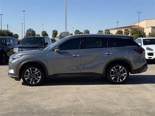 2022 INFINITI QX60 LUXE
