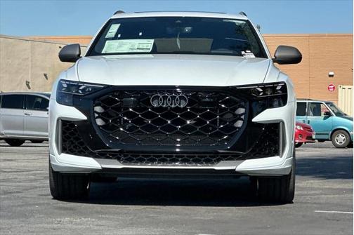 2025 Audi RS Q8 4.0T