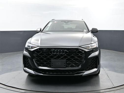 Daytona Gray 2026 Audi RS Q8 4.0T