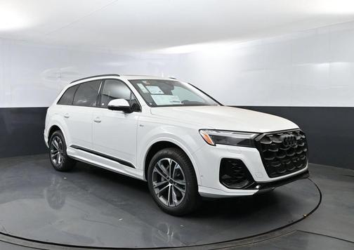 Carrara White 2026 Audi Q7 55 Premium