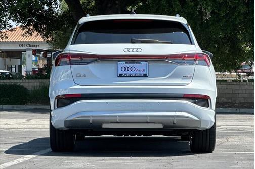 2025 Audi Q4 e-tron Premium Plus 55 quattro