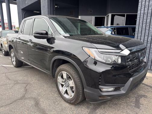 Black 2024 Honda Ridgeline RTL