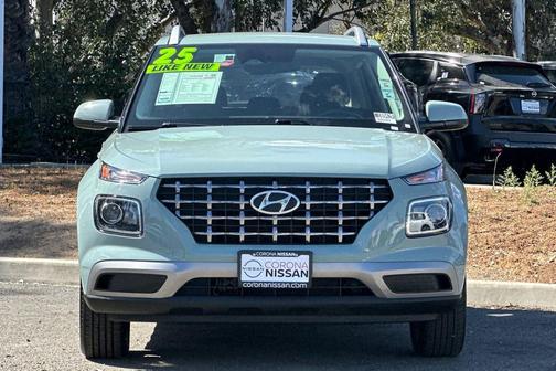 Mirage Green 2025 Hyundai VENUE SEL