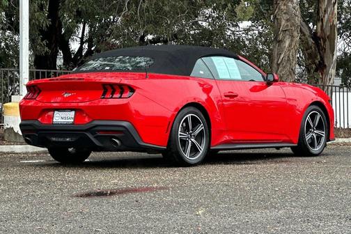 2024 Ford Mustang EcoBoost