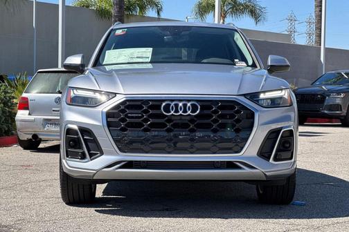 2025 Audi Q5 45 S line Premium Plus