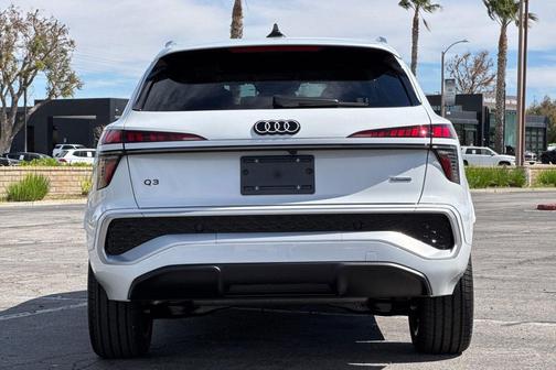 2026 Audi Q3 S line