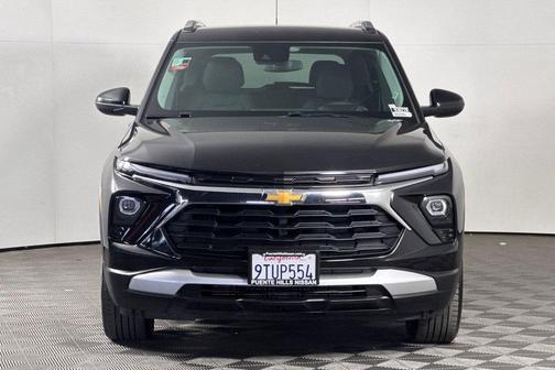 Black Metallic 2025 Chevrolet Trailblazer LT