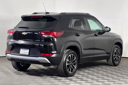 Black Metallic 2025 Chevrolet Trailblazer LT