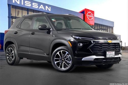 Black Metallic 2025 Chevrolet Trailblazer LT