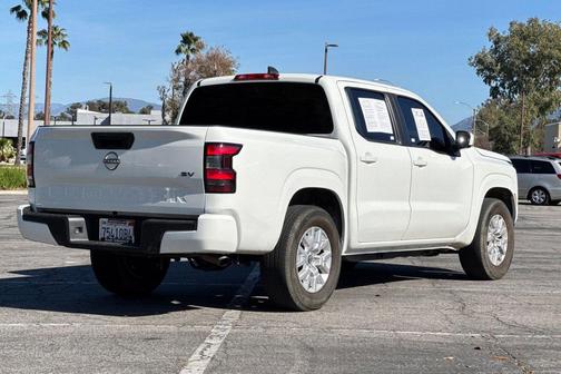 2023 Nissan Frontier SV