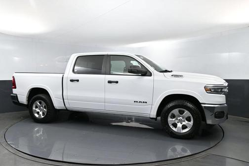 Bright White Clearcoat 2025 RAM 1500 Big Horn/Lone Star