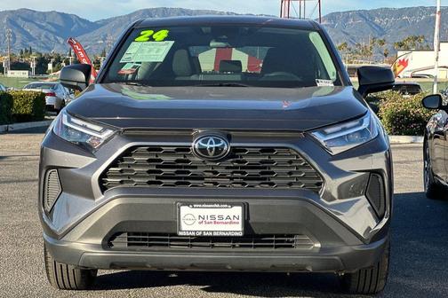 2024 Toyota RAV4 LE