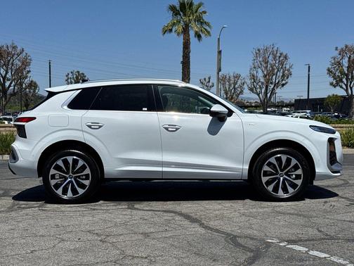 Glacier White Metallic 2026 Audi Q3 TFSI quattro S tronic