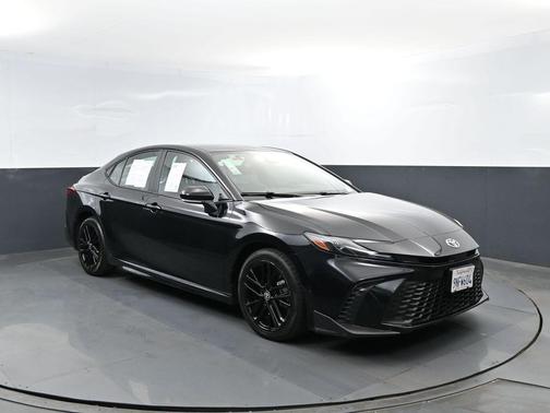 Midnight Black Metallic 2025 Toyota Camry SE