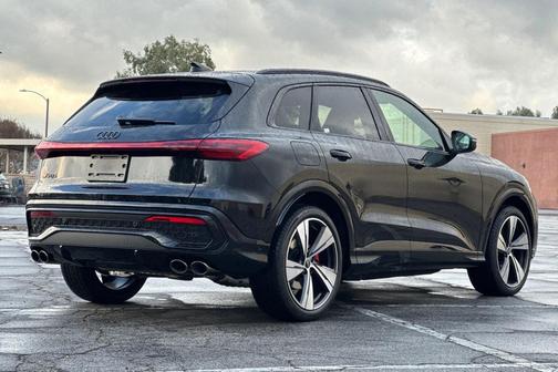 2025 Audi SQ5 3.0T Premium Plus