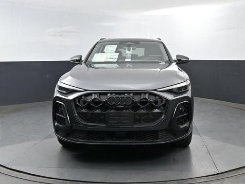 Daytona Gray 2026 Audi Q5 Premium TFSI quattro S tronic