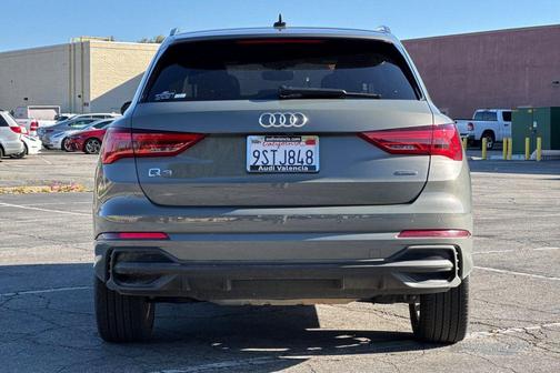 2025 Audi Q3 Premium 45 TFSI S line quattro Tiptronic