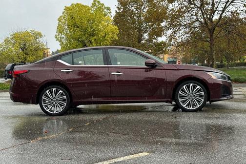 2024 Nissan Altima 2.5 SL