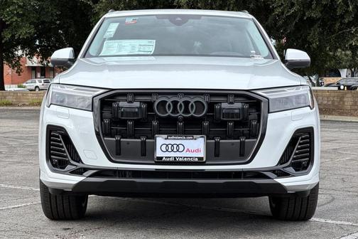 2026 Audi Q7 55 Premium Plus