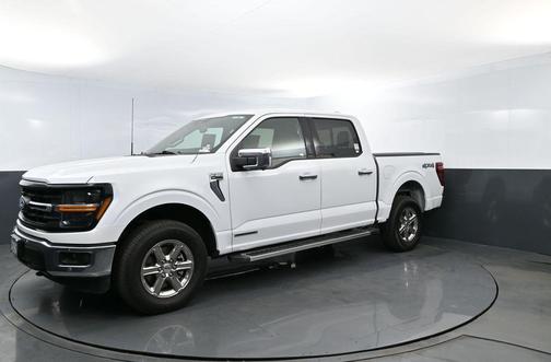 Oxford White 2024 Ford F-150 XLT