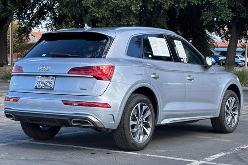 2025 Audi Q5 45 S line Premium