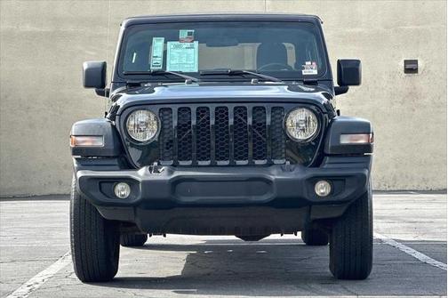 2020 Jeep Gladiator Sport S