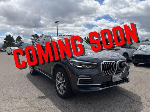 Gray Metallic 2020 BMW X5 sDrive40i
