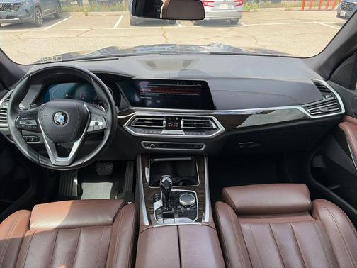 Gray Metallic 2020 BMW X5 sDrive40i