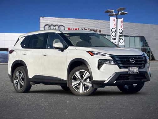 2025 Nissan Rogue SL