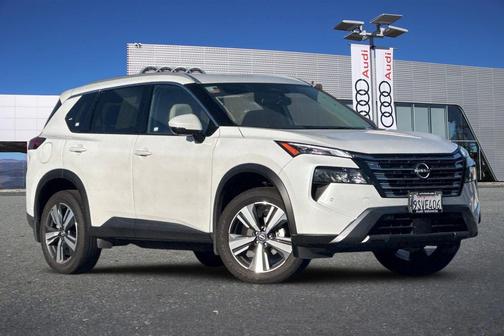 2025 Nissan Rogue SL