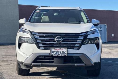 2025 Nissan Rogue SL