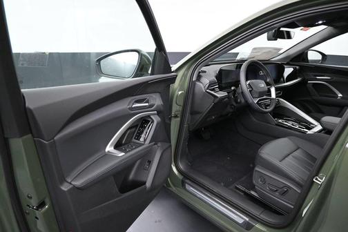 District Green Metallic 2026 Audi Q5 Premium TFSI quattro S tronic