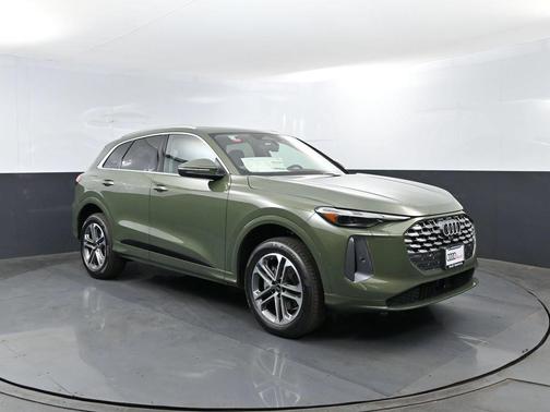 District Green Metallic 2026 Audi Q5 Premium TFSI quattro S tronic