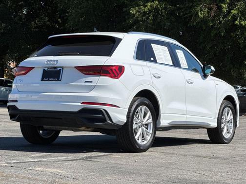 Arkona White 2025 Audi Q3 Premium 45 TFSI S line quattro Tiptronic
