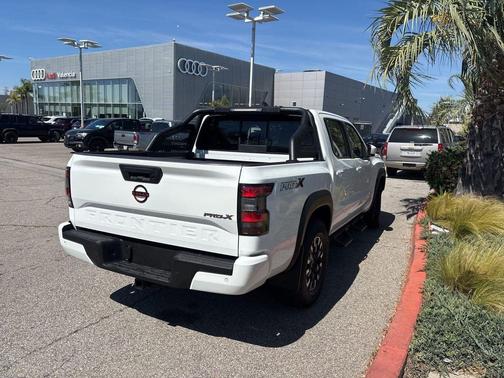 Glacier White 2022 Nissan Frontier PRO-X