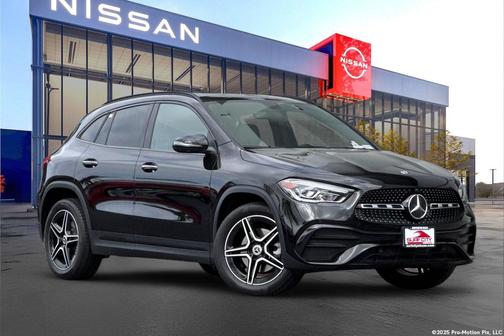 Black 2022 Mercedes-Benz GLA 250 4MATIC
