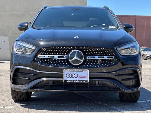 Black 2022 Mercedes-Benz GLA 250 4MATIC
