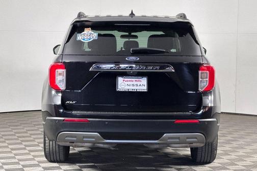 Black Metallic 2024 Ford Explorer XLT