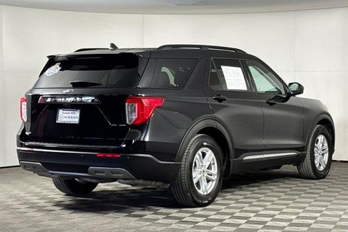 Black Metallic 2024 Ford Explorer XLT