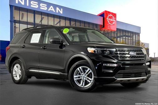 Black Metallic 2024 Ford Explorer XLT