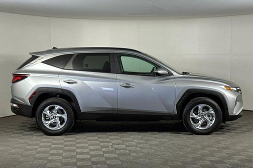Shimmering Silver 2024 Hyundai TUCSON SEL