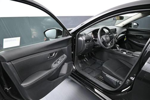 Super Black 2025 Nissan Sentra S