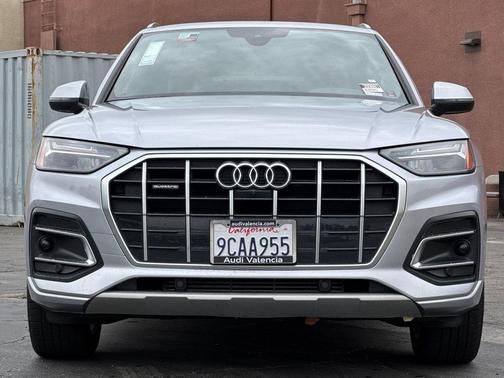 Florett Silver Metallic 2022 Audi Q5 40 Premium Plus