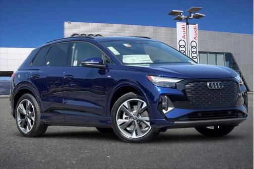 2025 Audi Q4 e-tron Premium 55 quattro